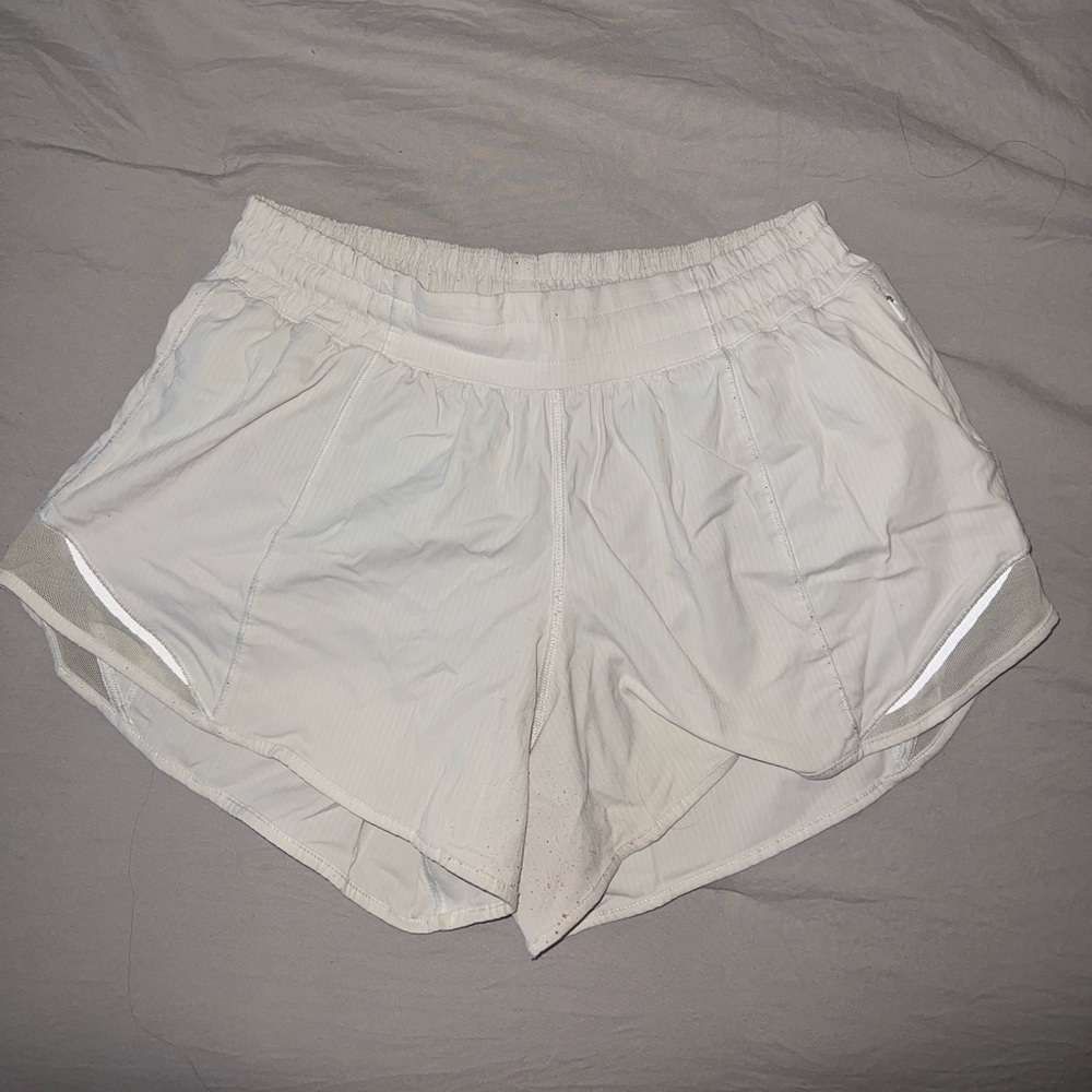 White lululemon hotty hot